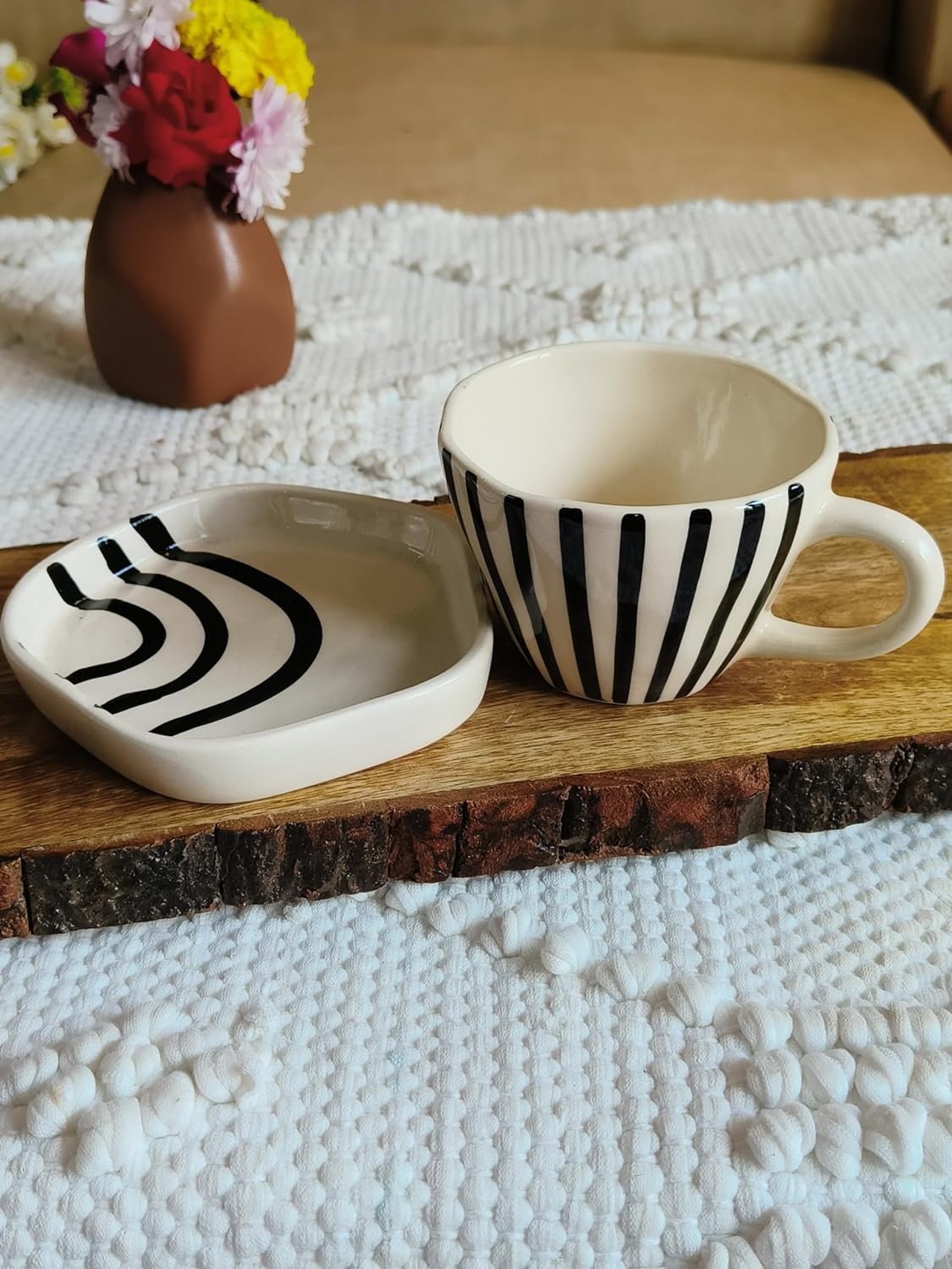 Black Line with Saucer