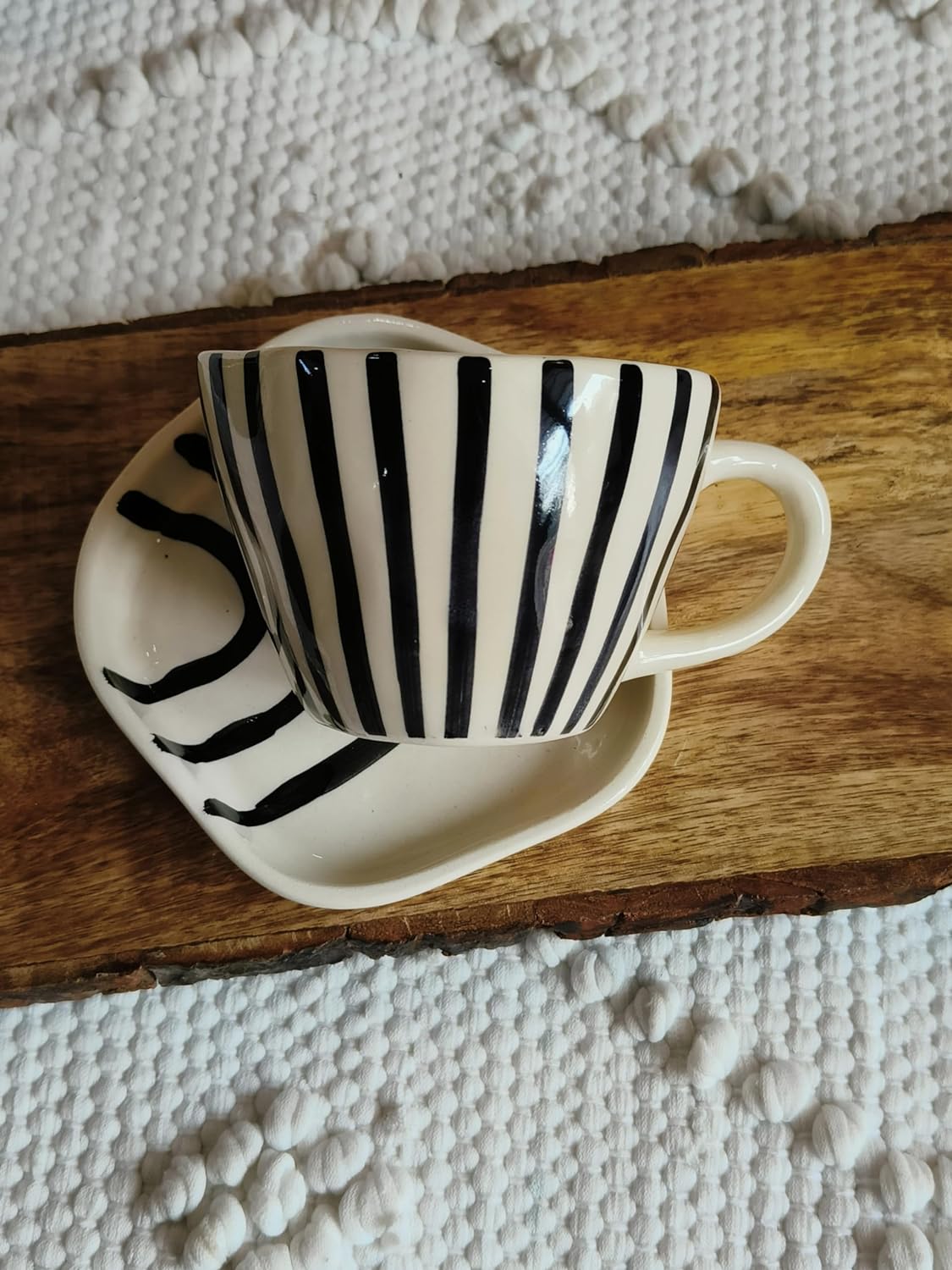 Black Line with Saucer
