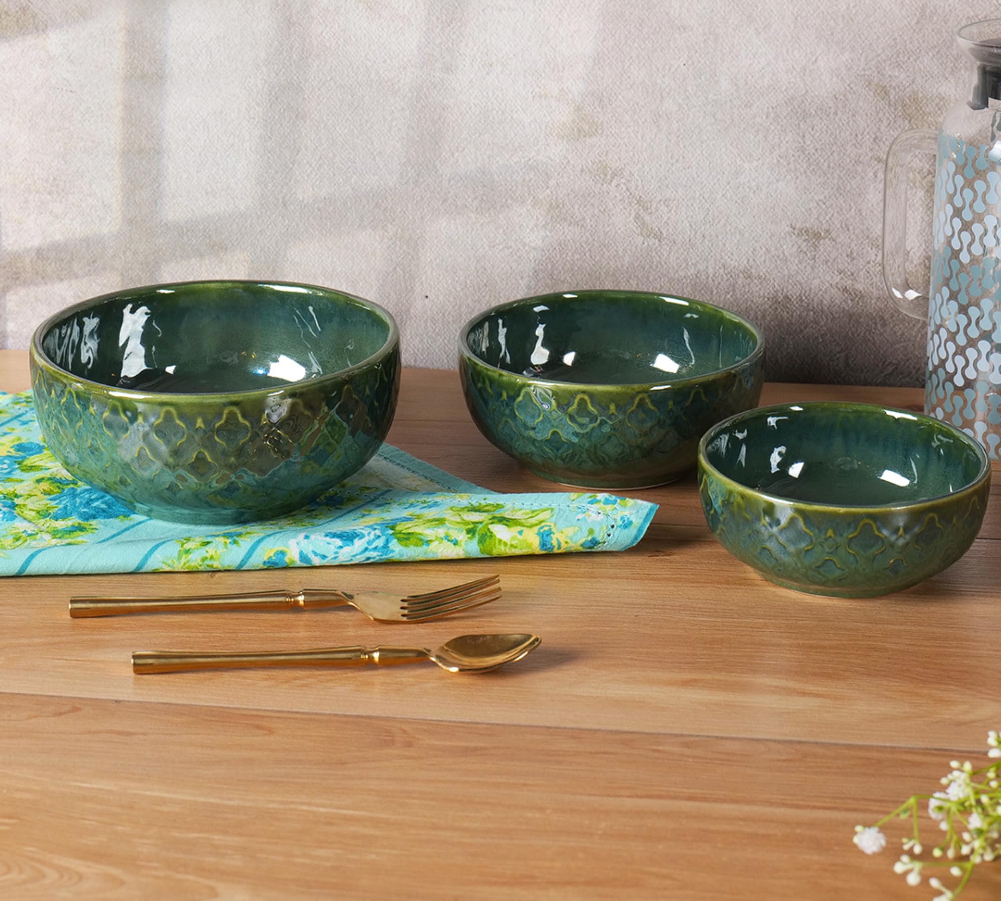 Glossy green bowl set of 3