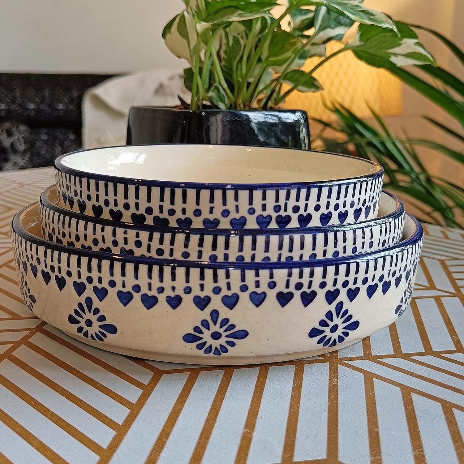 Salad Chivalry Bowls set of 3