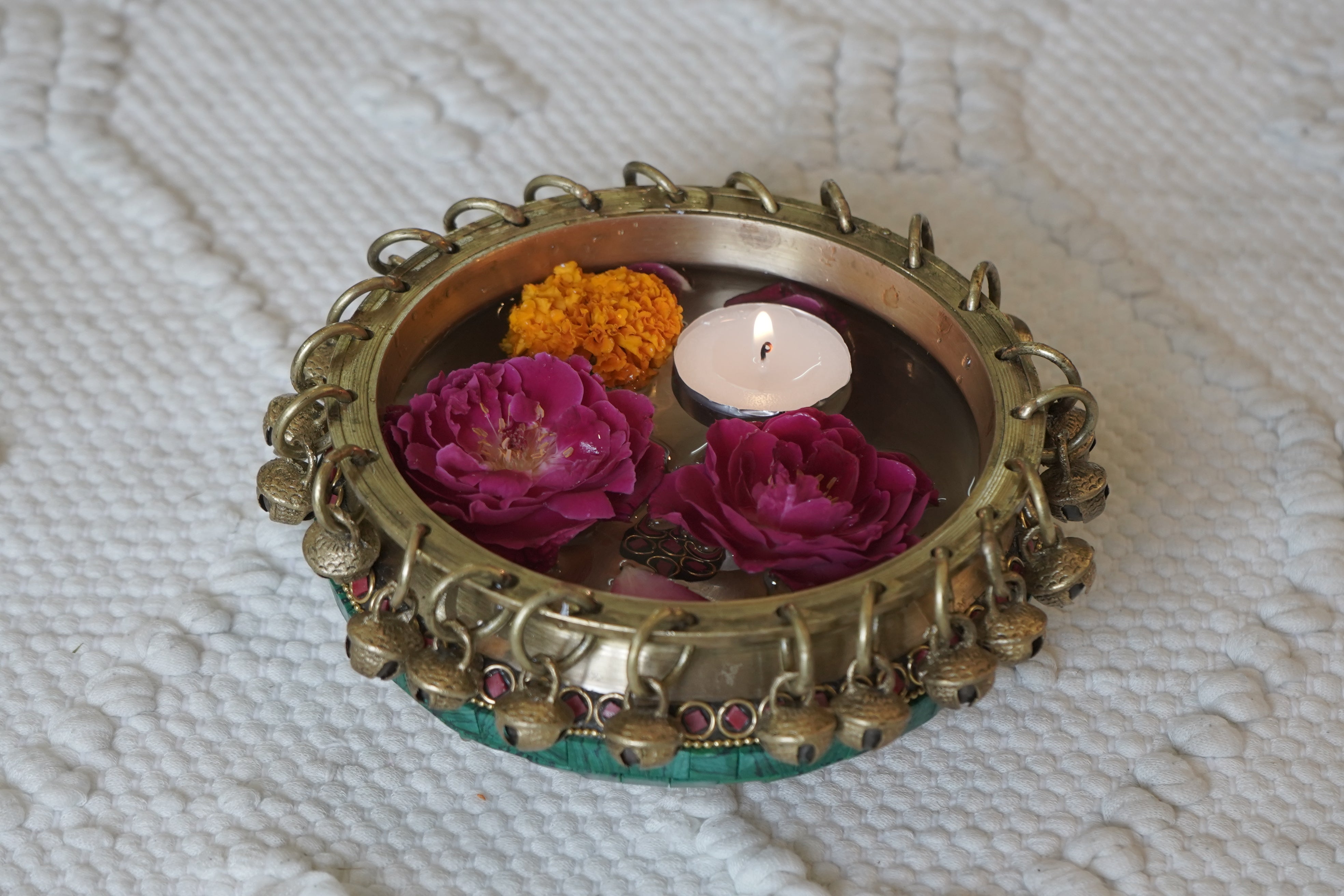 Round Design Brass Urli Decor Bowl,
