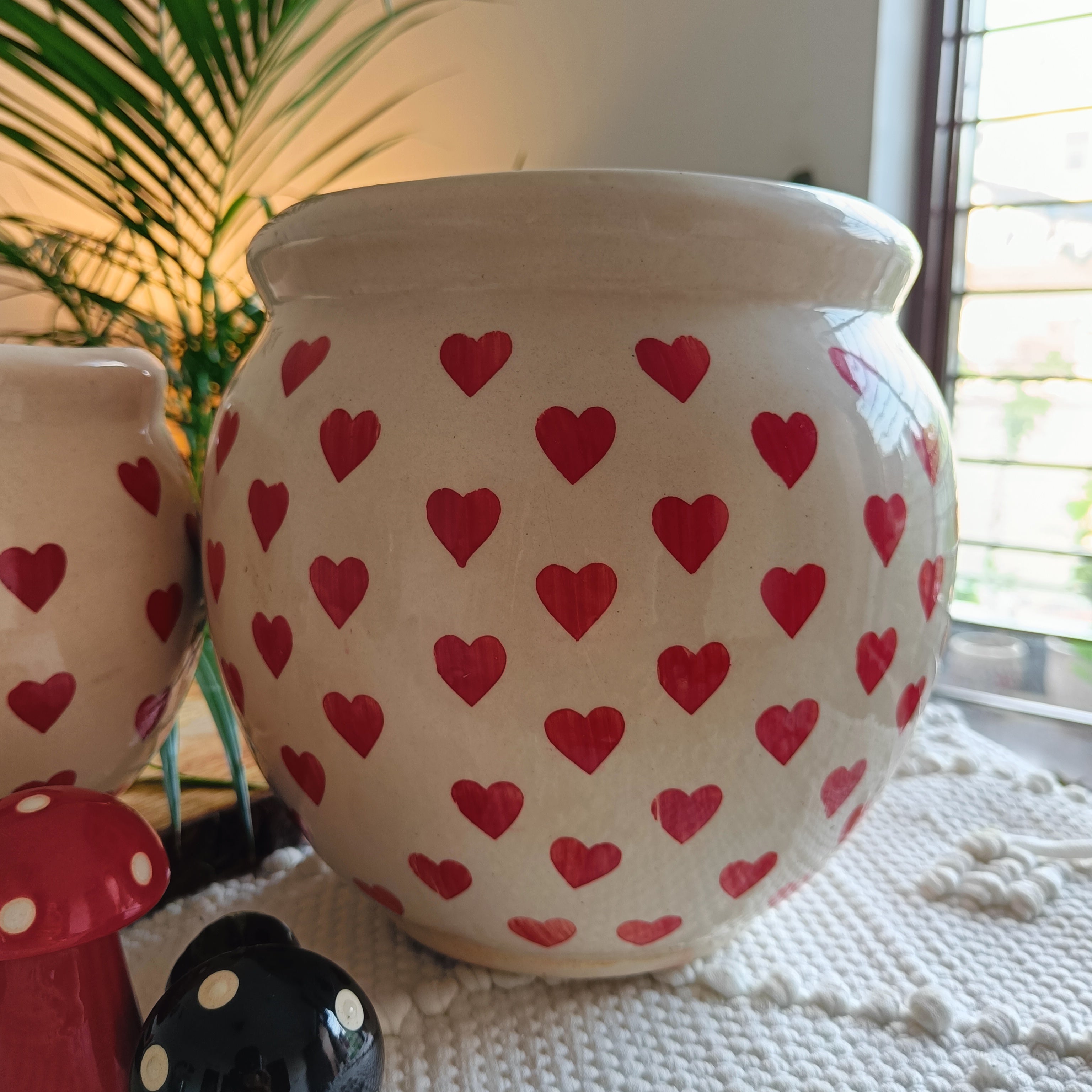 Heart print ceramic combo planter pot size 8 inch by 6 inch
