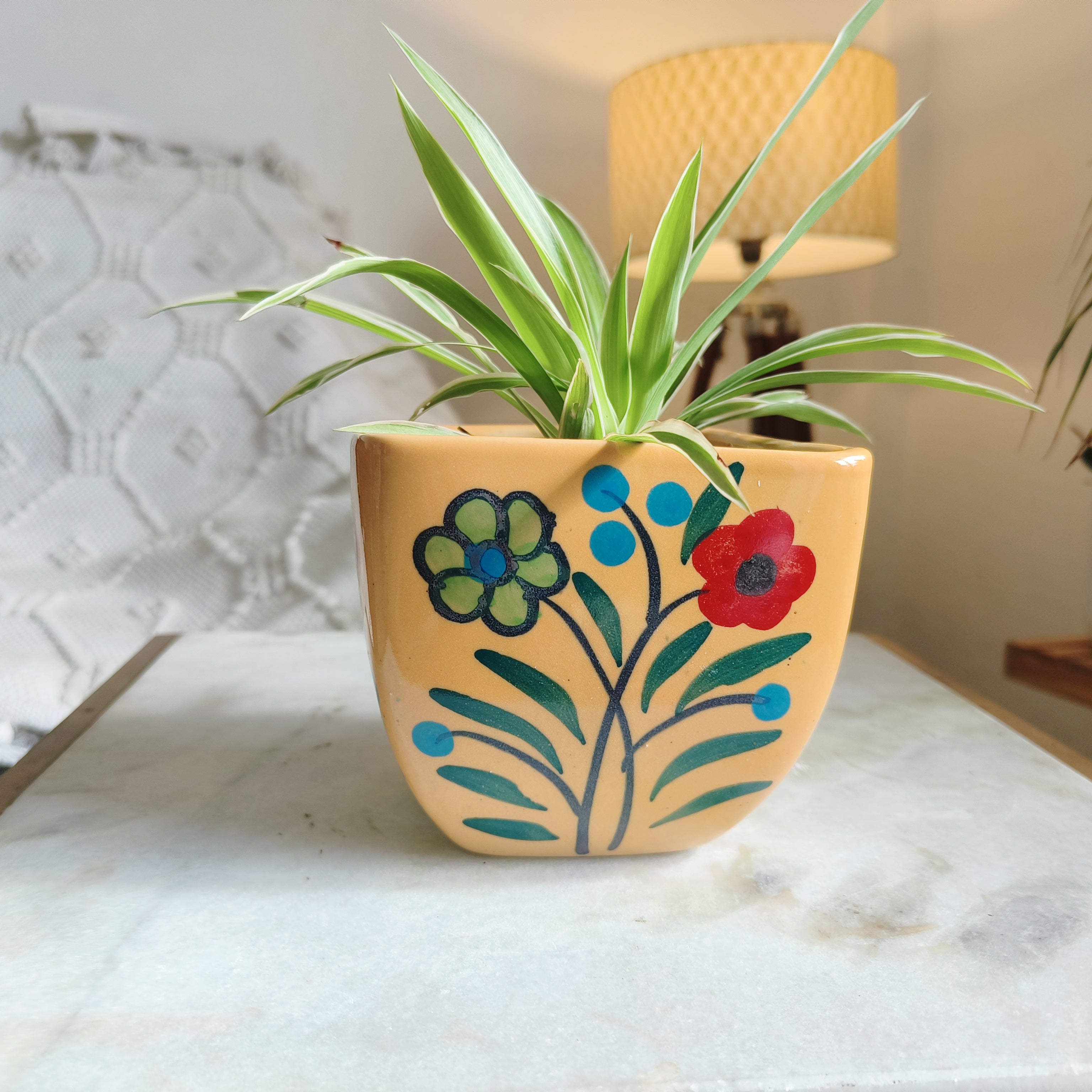 Yellow Color Pot with white flower Print size 4.5 inch