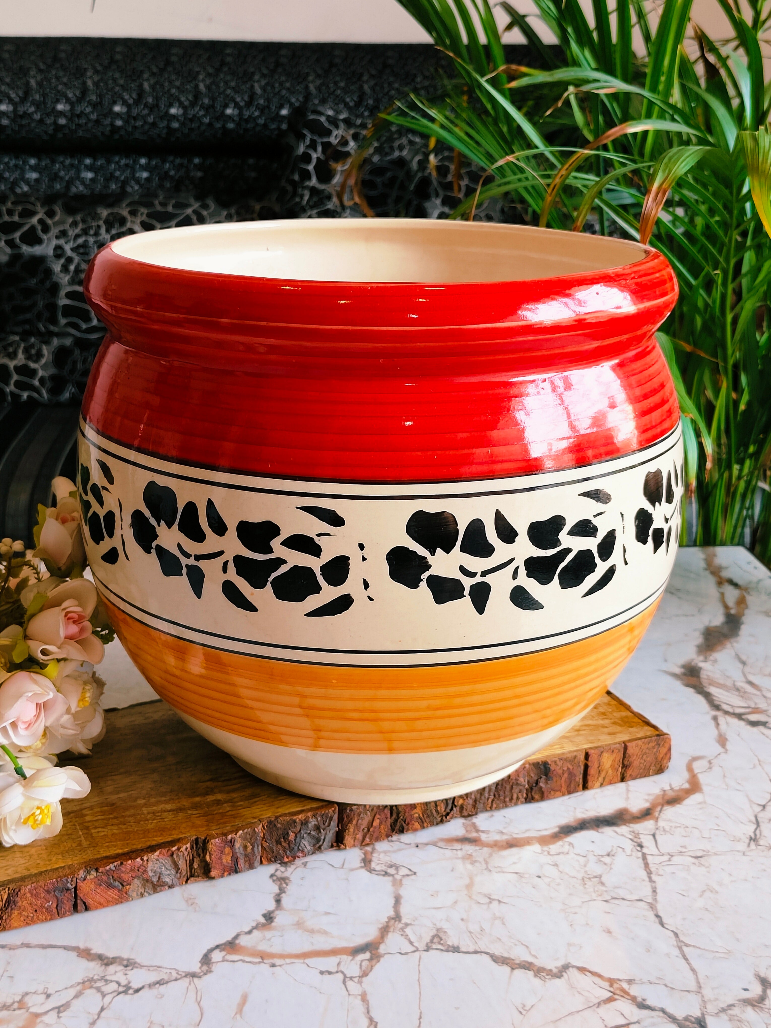 Mughal Handi 11 inches pot