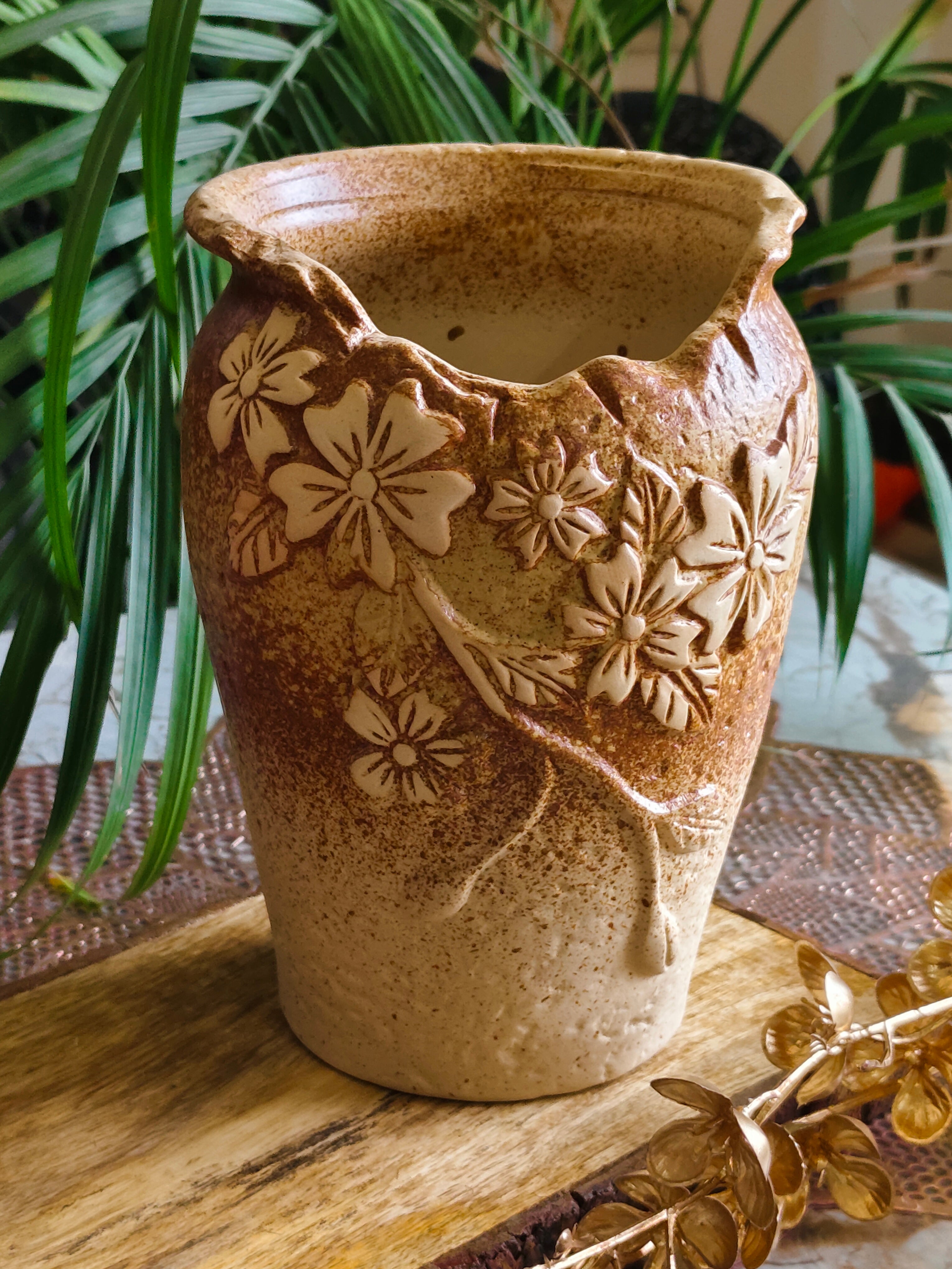 Stylish Cylindrical Look Ceramic Pots Size 5 inch by 7.5 inch (Alphonso)