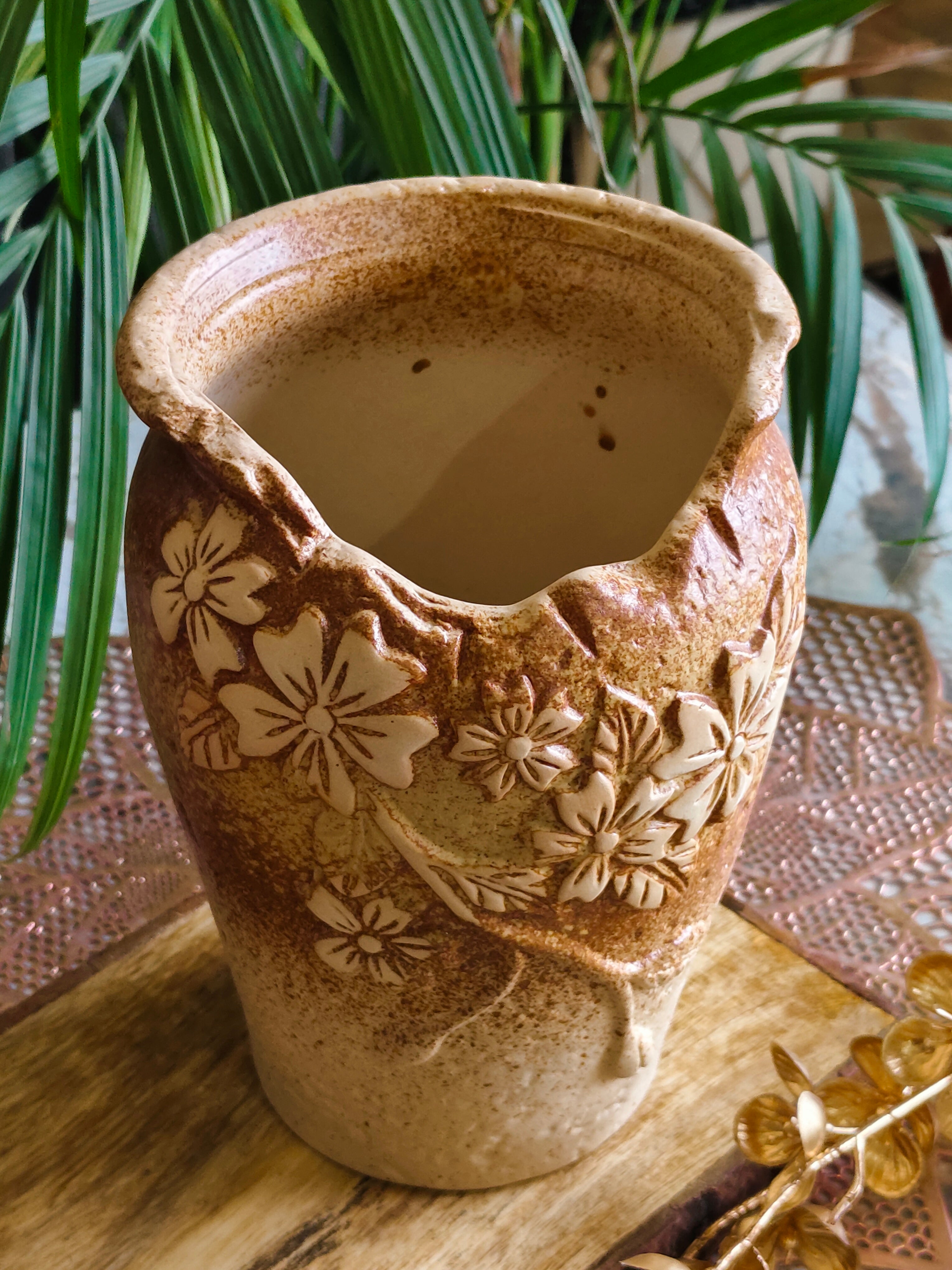 Stylish Cylindrical Look Ceramic Pots Size 5 inch by 7.5 inch (Alphonso)