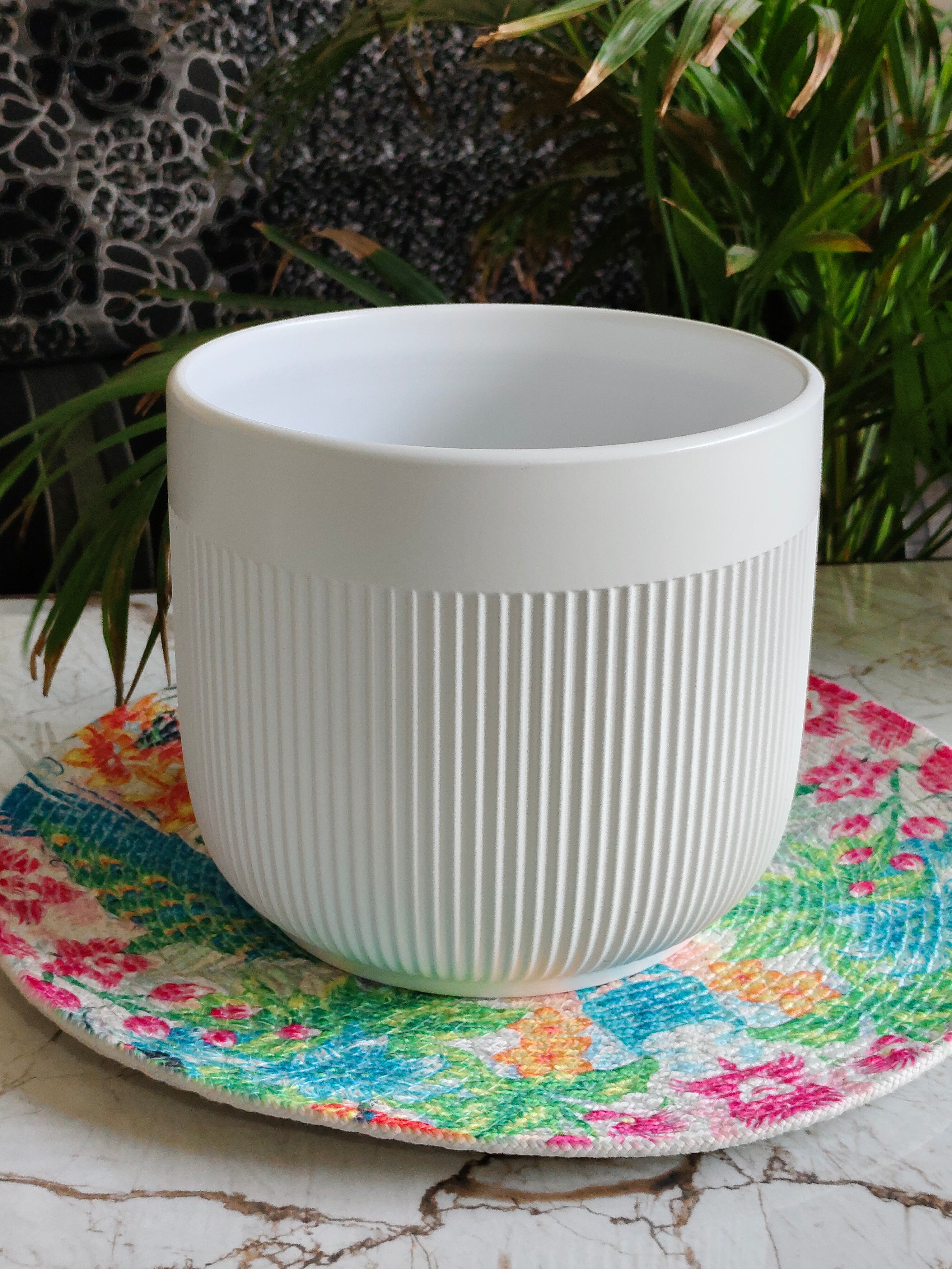 Fairy White strip pot Large 8 inches