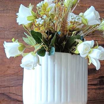 White lining Style Pots Planters Color: White Size -8 inch