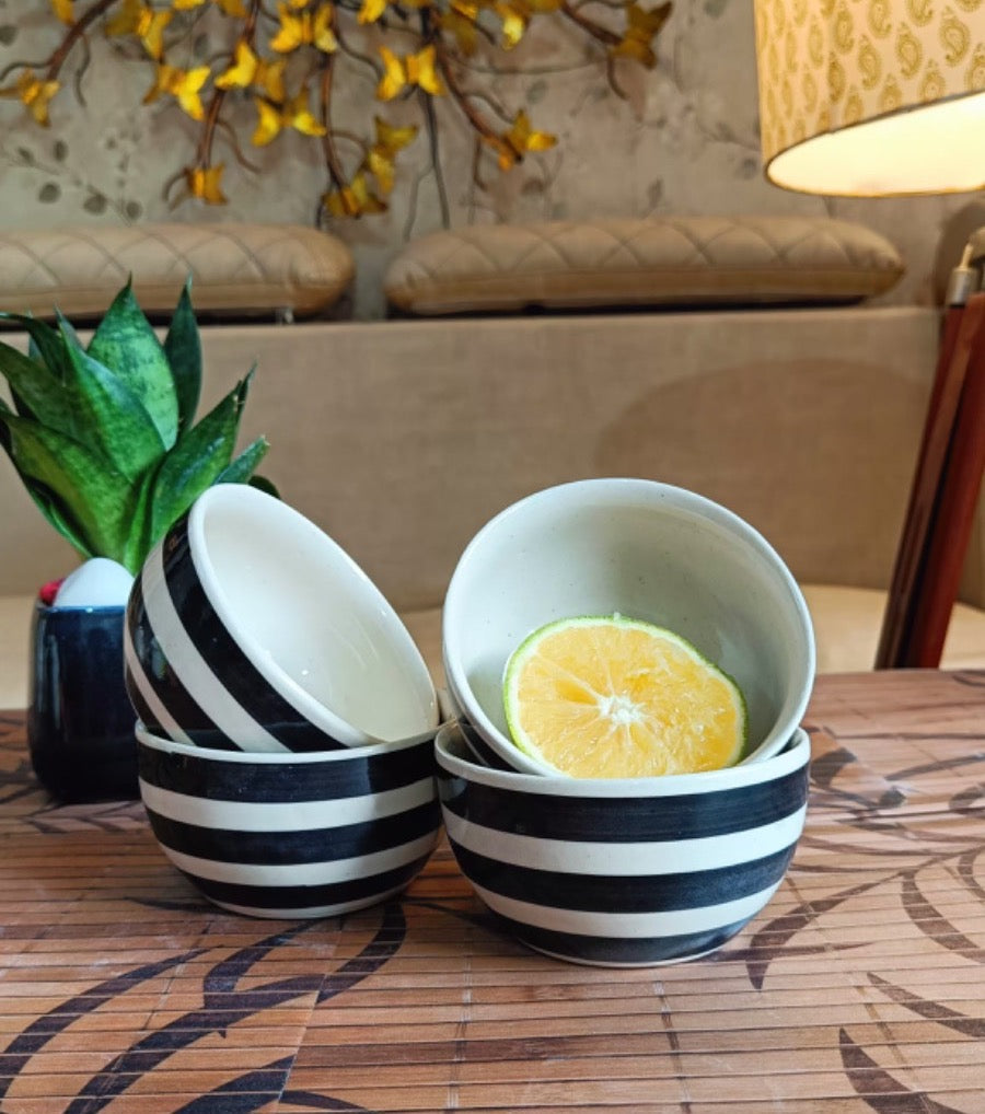 White and Black Bowl set of 4
