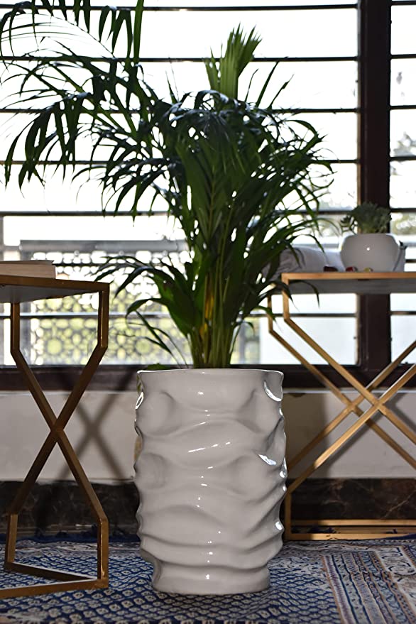 White Self Pattern Look Cylindrical pot