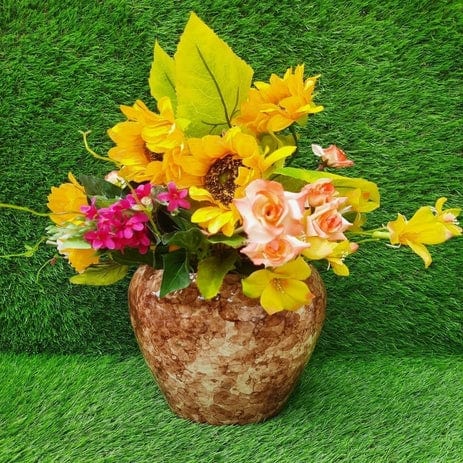 Glossy Stylish Planters Pot Color-Brown