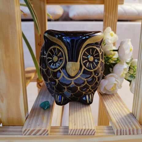 OWL Shape Planter Pot Color-Black with Gold